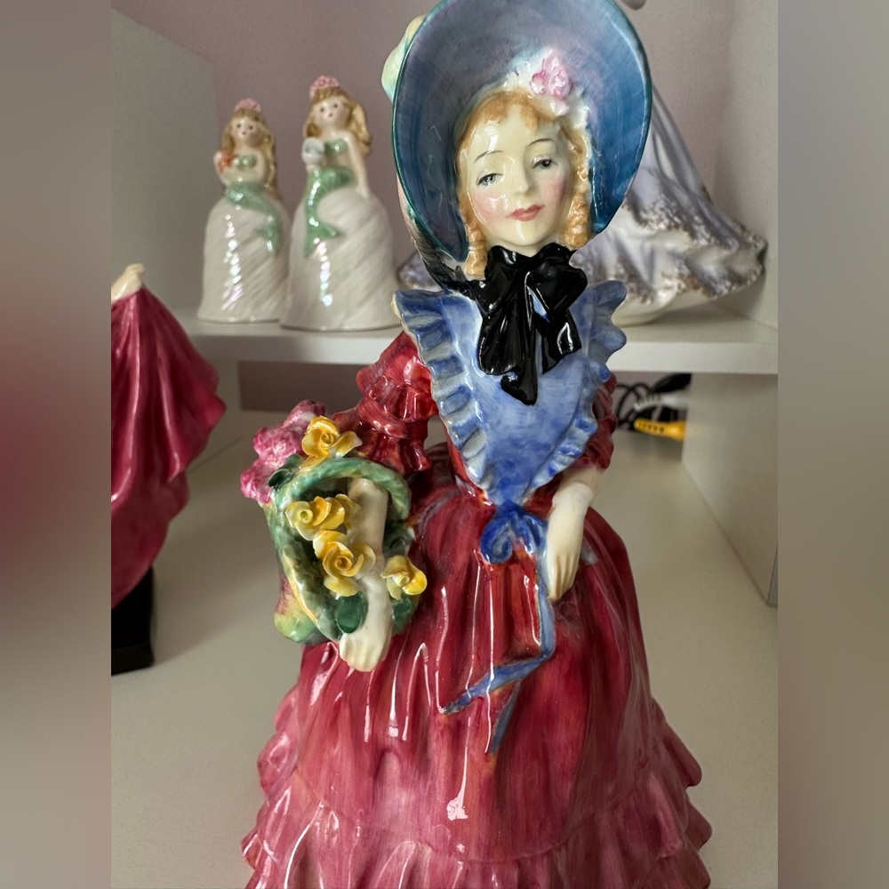 RARE! Royal Doulton Lady Betty England Bone China Figurine Lady Girl Dress